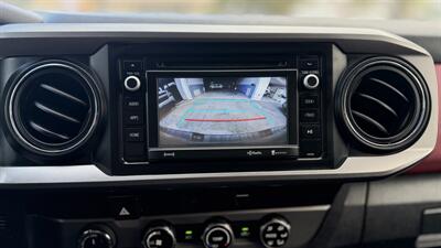 2017 Toyota Tacoma SR5 V6   - Photo 17 - Escondido, CA 92029