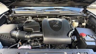 2017 Toyota Tacoma SR5 V6   - Photo 36 - Escondido, CA 92029