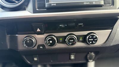 2017 Toyota Tacoma SR5 V6   - Photo 15 - Escondido, CA 92029