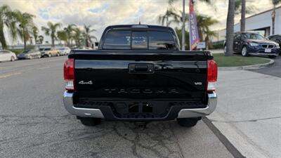 2017 Toyota Tacoma SR5 V6   - Photo 7 - Escondido, CA 92029