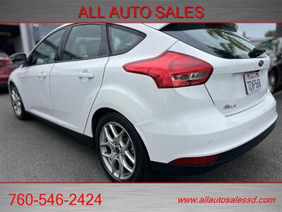 2015 Ford Focus SE  SALVAGE TITLE - Photo 4 - Escondido, CA 92029