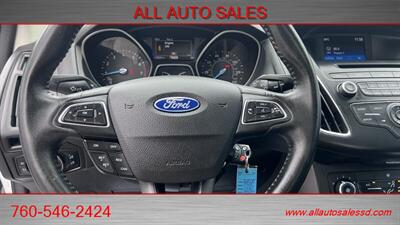 2015 Ford Focus SE  SALVAGE TITLE - Photo 10 - Escondido, CA 92029