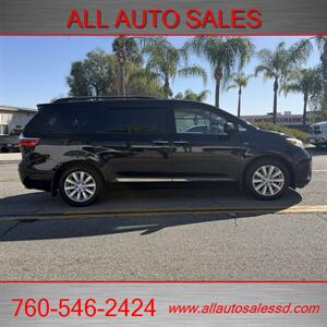 2017 Toyota Sienna XLE 7-Passenger   - Photo 7 - Escondido, CA 92029