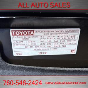 2017 Toyota Sienna XLE 7-Passenger   - Photo 32 - Escondido, CA 92029