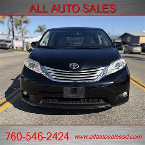 2017 Toyota Sienna XLE 7-Passenger   - Photo 3 - Escondido, CA 92029