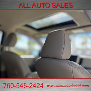 2017 Toyota Sienna XLE 7-Passenger   - Photo 21 - Escondido, CA 92029