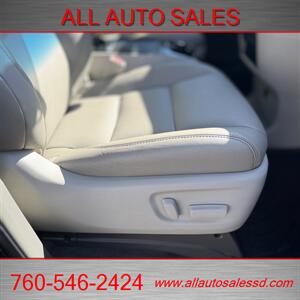 2017 Toyota Sienna XLE 7-Passenger   - Photo 19 - Escondido, CA 92029