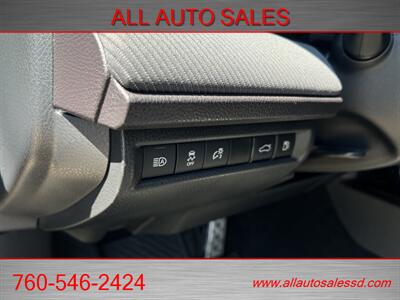 2025 TOYOTA CAMRY SE   - Photo 22 - Escondido, CA 92029
