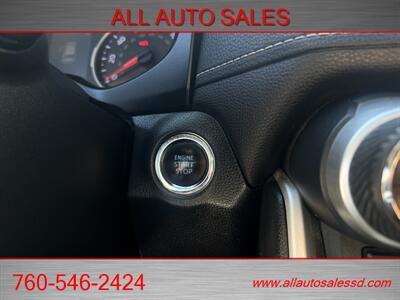 2020 Toyota RAV4 XLE   - Photo 12 - Escondido, CA 92029