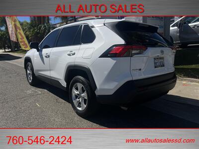 2020 Toyota RAV4 XLE   - Photo 5 - Escondido, CA 92029