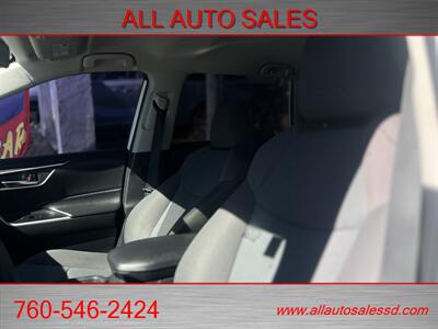 2020 Toyota RAV4 XLE   - Photo 26 - Escondido, CA 92029