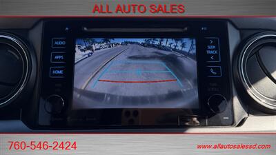 2019 Toyota Tacoma TRD Off-Road   - Photo 15 - Escondido, CA 92029
