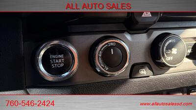 2019 Toyota Tacoma TRD Off-Road   - Photo 18 - Escondido, CA 92029