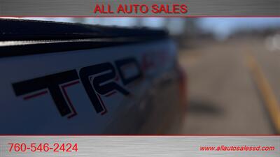 2019 Toyota Tacoma TRD Off-Road   - Photo 10 - Escondido, CA 92029