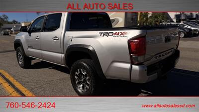 2019 Toyota Tacoma TRD Off-Road   - Photo 5 - Escondido, CA 92029