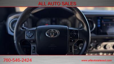 2019 Toyota Tacoma TRD Off-Road   - Photo 12 - Escondido, CA 92029
