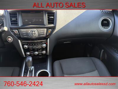 2020 Nissan Pathfinder SV   - Photo 26 - Escondido, CA 92029