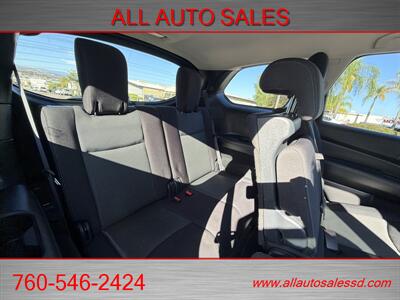 2020 Nissan Pathfinder SV   - Photo 21 - Escondido, CA 92029