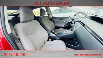 2015 Toyota Prius Three   - Photo 20 - Escondido, CA 92029