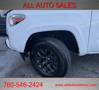2021 Toyota Tacoma SR5 V6 - Photo 2 - Escondido, CA 92029