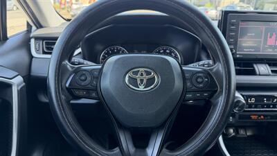 2020 Toyota RAV4 XLE - Photo 12 - Escondido, CA 92029