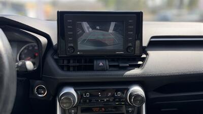 2020 Toyota RAV4 XLE - Photo 15 - Escondido, CA 92029