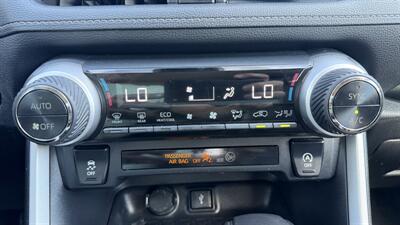 2020 Toyota RAV4 XLE - Photo 19 - Escondido, CA 92029