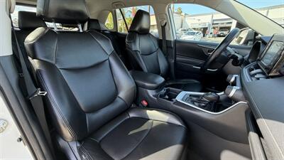 2020 Toyota RAV4 XLE - Photo 26 - Escondido, CA 92029