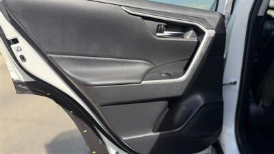 2020 Toyota RAV4 XLE - Photo 33 - Escondido, CA 92029
