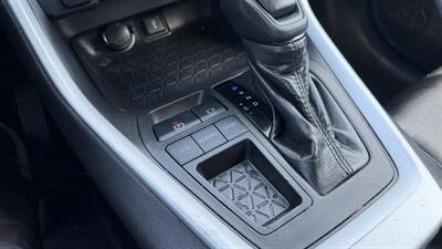 2020 Toyota RAV4 XLE - Photo 17 - Escondido, CA 92029