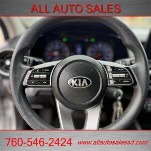 2019 Kia Forte LXS - Photo 12 - Escondido, CA 92029