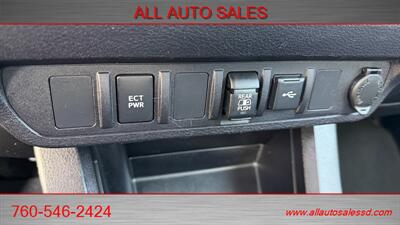 2021 Toyota Tacoma SR5 V6   - Photo 18 - Escondido, CA 92029