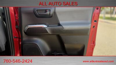 2021 Toyota Tacoma SR5 V6   - Photo 35 - Escondido, CA 92029