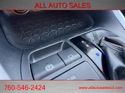 2020 Toyota RAV4 Hybrid XLE   - Photo 18 - Escondido, CA 92029