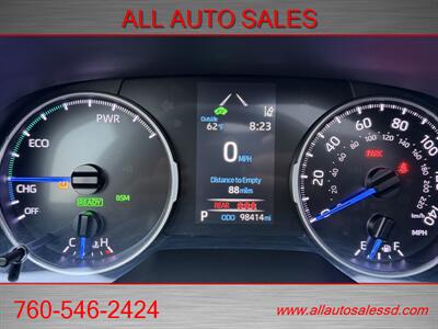 2020 Toyota RAV4 Hybrid XLE   - Photo 12 - Escondido, CA 92029