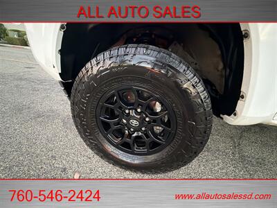 2022 Toyota Tacoma SR5 V6 - Photo 12 - Escondido, CA 92029