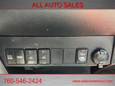 2015 Toyota RAV4 Limited   - Photo 21 - Escondido, CA 92029
