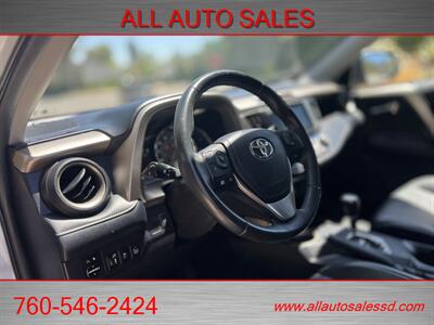 2015 Toyota RAV4 Limited   - Photo 16 - Escondido, CA 92029