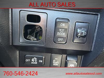 2017 Toyota Tundra SR5   - Photo 22 - Escondido, CA 92029