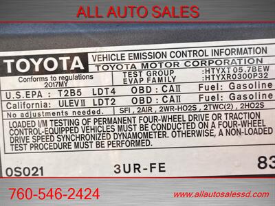 2017 Toyota Tundra SR5   - Photo 30 - Escondido, CA 92029