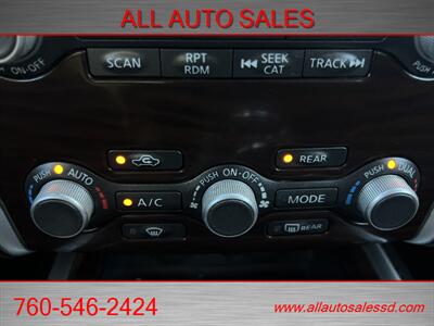 2015 Nissan Pathfinder SV   - Photo 14 - Escondido, CA 92029