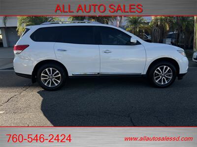 2015 Nissan Pathfinder SV   - Photo 8 - Escondido, CA 92029