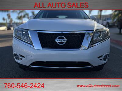 2015 Nissan Pathfinder SV   - Photo 4 - Escondido, CA 92029