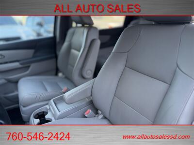 2016 Honda Odyssey EX-L w/Navi   - Photo 38 - Escondido, CA 92029