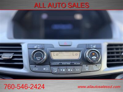 2016 Honda Odyssey EX-L w/Navi   - Photo 21 - Escondido, CA 92029