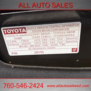 2018 Toyota Sienna SE Premium 8-Passeng - Photo 37 - Escondido, CA 92029