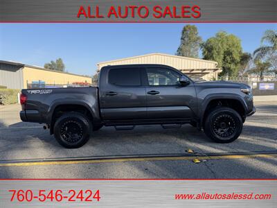 2017 Toyota Tacoma TRD Sport   - Photo 10 - Escondido, CA 92029