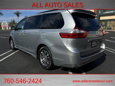 2019 Toyota Sienna XLE Premium 8-Passenger   - Photo 11 - Escondido, CA 92029