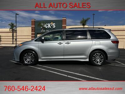 2019 Toyota Sienna XLE Premium 8-Passenger   - Photo 8 - Escondido, CA 92029
