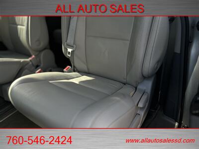 2019 Toyota Sienna XLE Premium 8-Passenger   - Photo 26 - Escondido, CA 92029